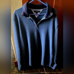 Tommy Hilfiger Men's Blue Sweater